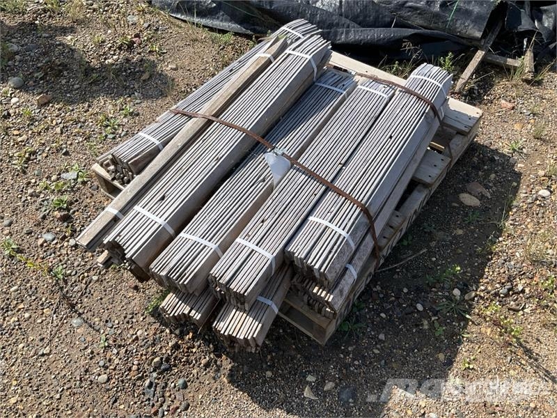 Quantity of Wooden Survey Stakes Ďalšie komponenty