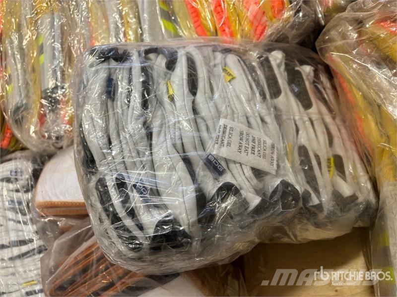  Quantity of Work Gloves (Unused) مكونات أخرى