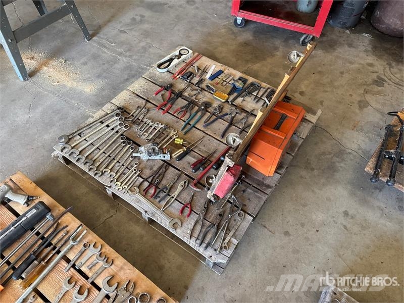 Quantity of Wrenches Ostale komponente za građevinarstvo