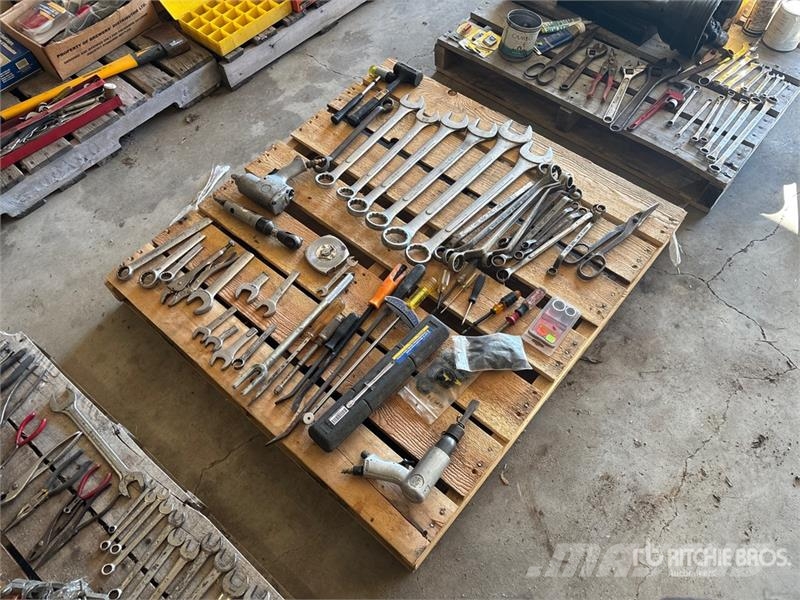 Quantity of Wrenches Ostale komponente za građevinarstvo