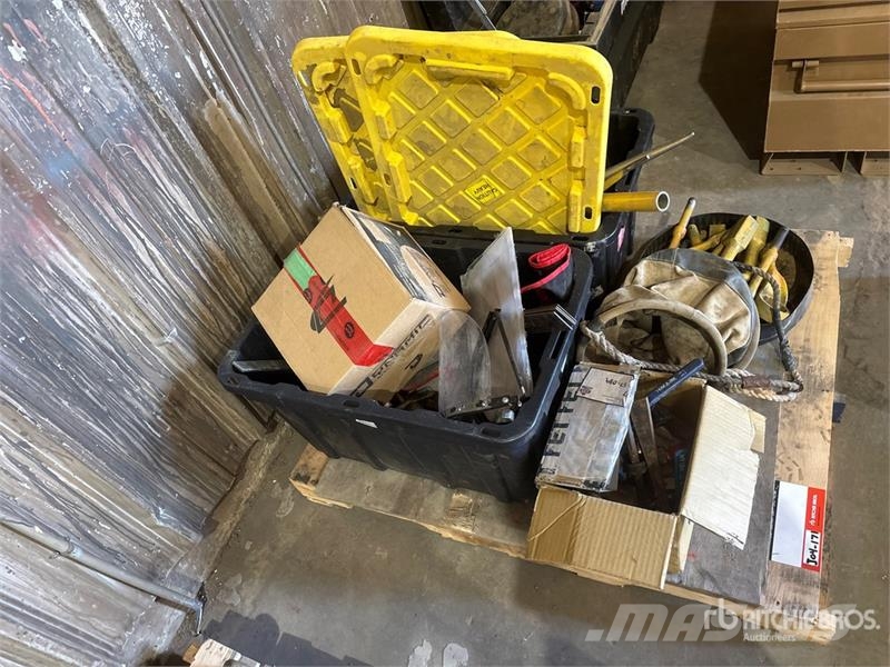 Quantity of Wrenches, Misc Tools Drugi deli