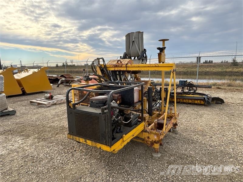  Rail Tie Inserter Otros remolques