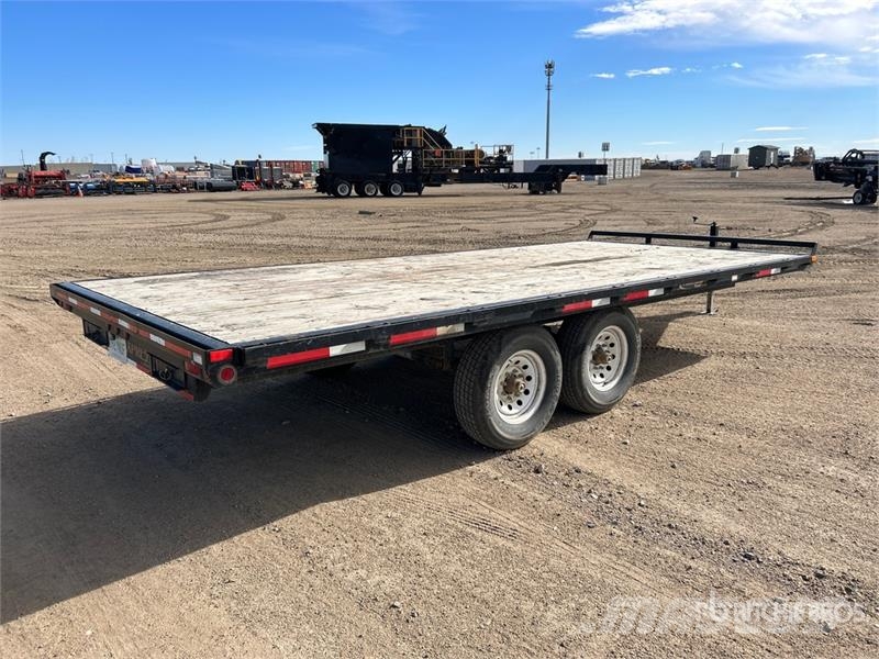 Rainbow 18 ft T/A Equipment Trailer Rimorchio per il trasporto di veicoli
