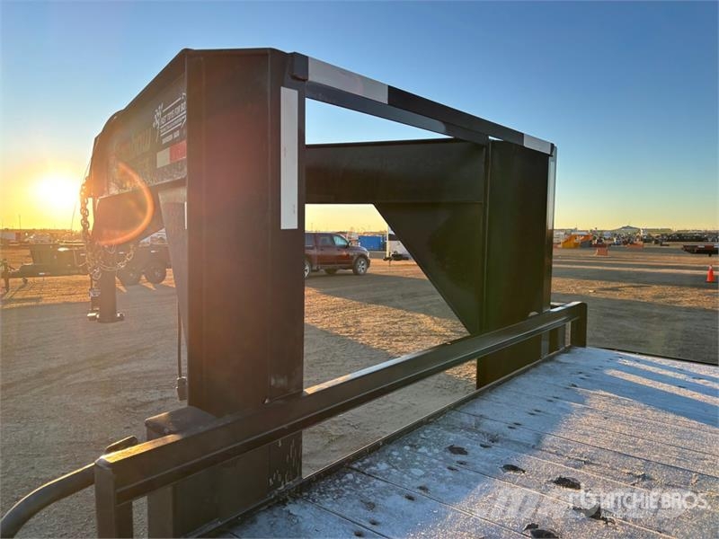 Rainbow 30 ft Tri/A Gooseneck Equipment Trailer Biltransporter henger