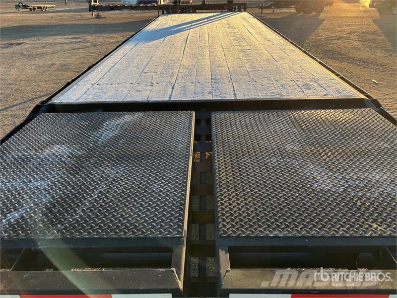 Rainbow 30 ft Tri/A Gooseneck Equipment Trailer Biltransporter henger