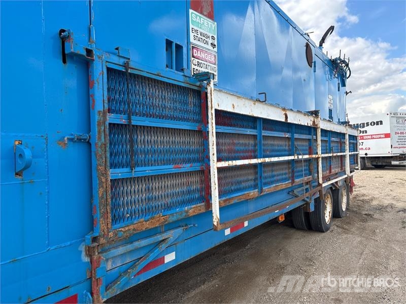  Raja 37 ft x 102 in T/A Tool Crib Van Trailer Ремаркета фургони