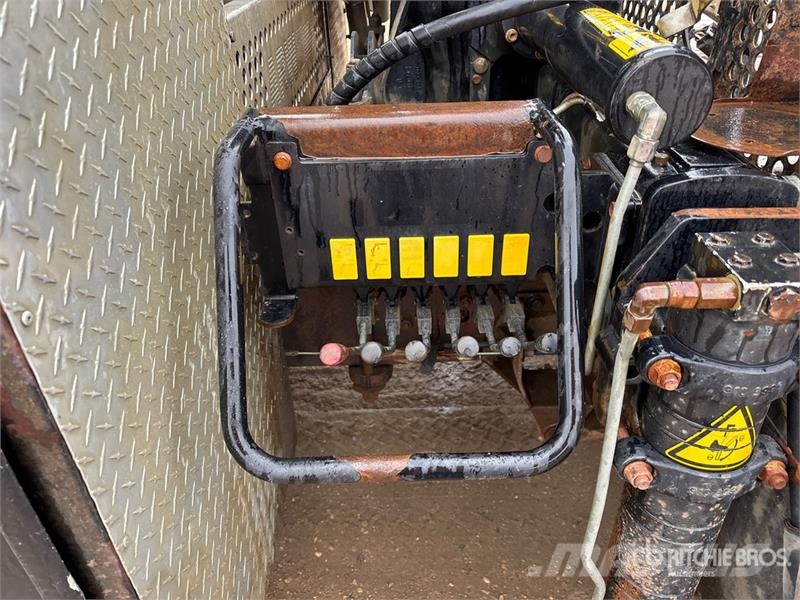 RAM 077BS-3CLX 3350 kg Knuckle Boom on Ram 5500 SLT 4x Camiones grúa