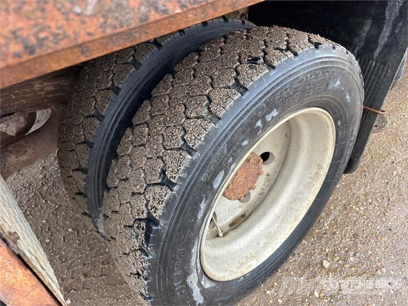 RAM 077BS-3CLX 3350 kg Knuckle Boom on Ram 5500 SLT 4x Camiones grúa