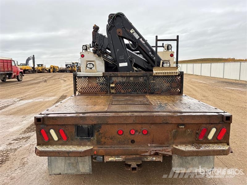 RAM 077BS-3CLX 3350 kg Knuckle Boom on Ram 5500 SLT 4x Camiones grúa