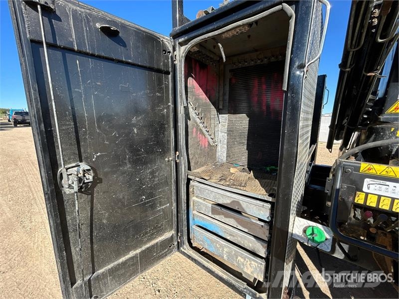 RAM 077ES4CLX 2800 kg Knuckle Boom on Ram 5500 SLT 4x4 Camiones grúa
