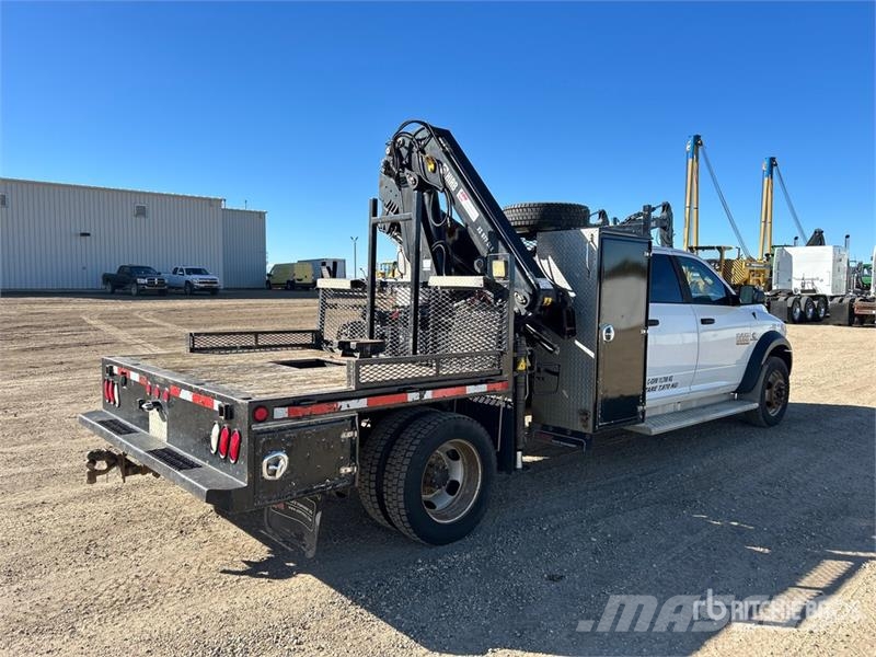 RAM 077ES4CLX 2800 kg Knuckle Boom on Ram 5500 SLT 4x4 Camiones grúa