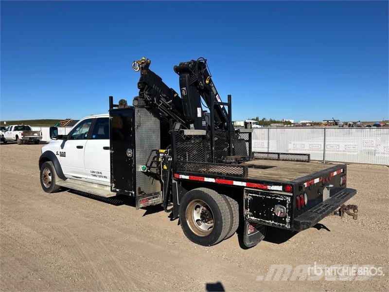 RAM 077ES4CLX 2800 kg Knuckle Boom on Ram 5500 SLT 4x4 Camiones grúa