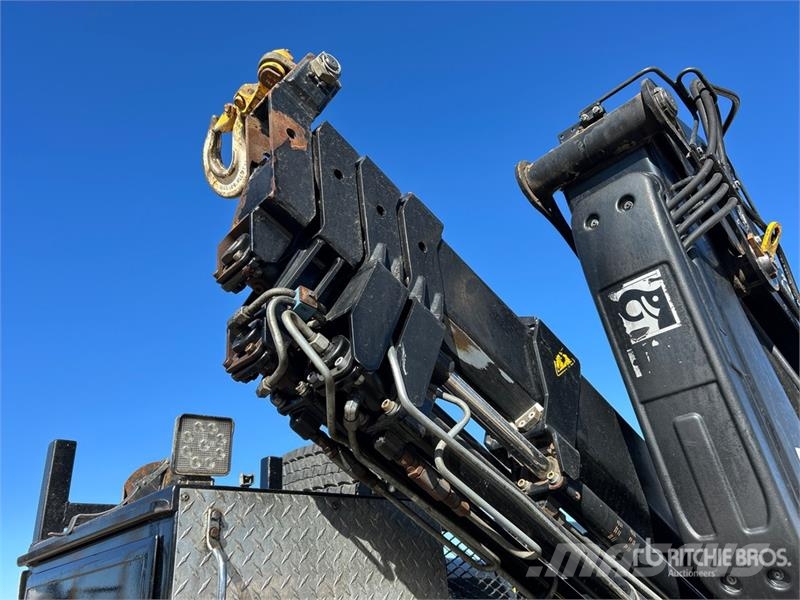 RAM 077ES4CLX 2800 kg Knuckle Boom on Ram 5500 SLT 4x4 Camiones grúa