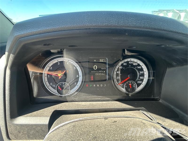 RAM 2500 4x2 Pickup Other