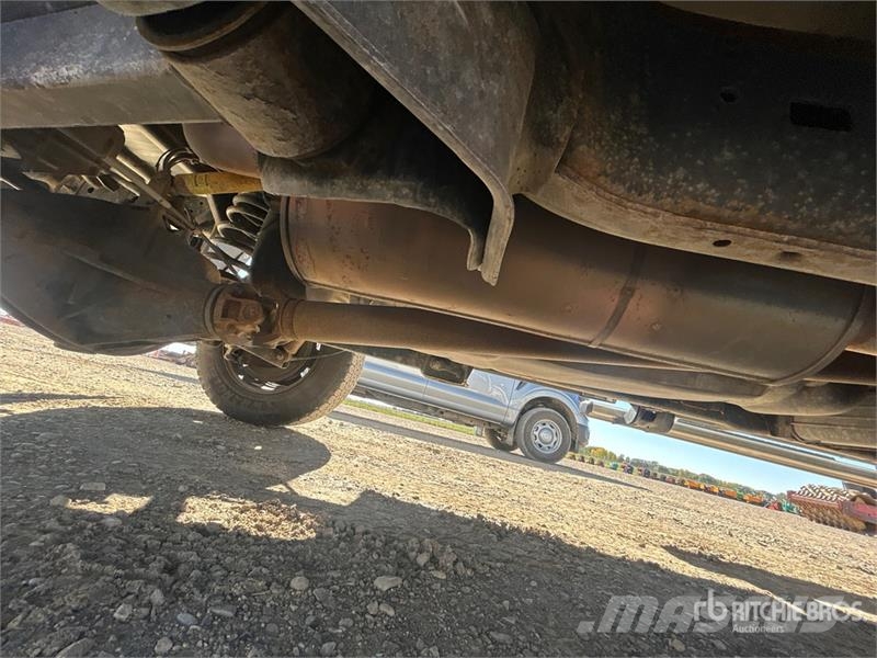 RAM 2500 4x2 Pickup Other