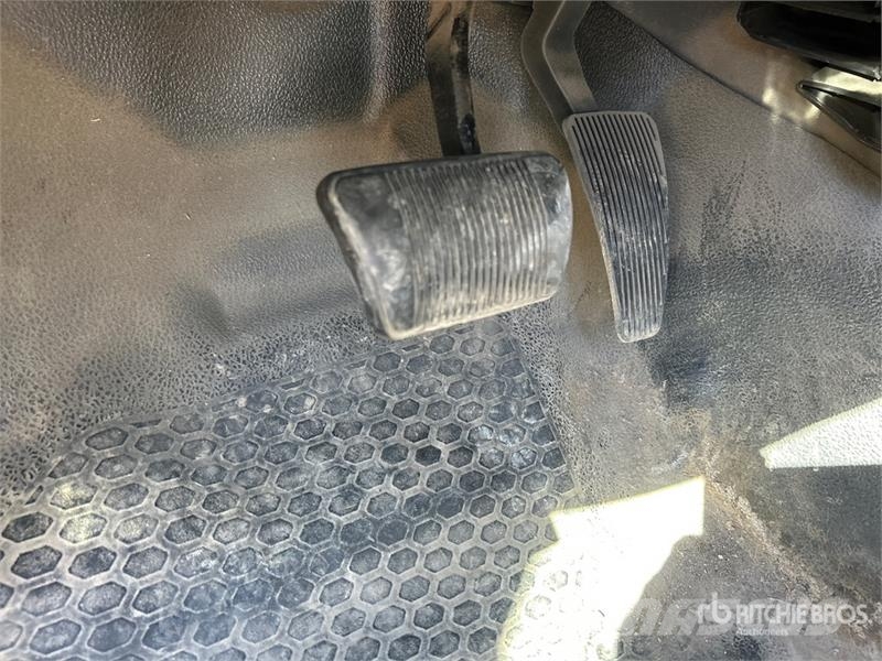 RAM 2500 4x2 Pickup Other