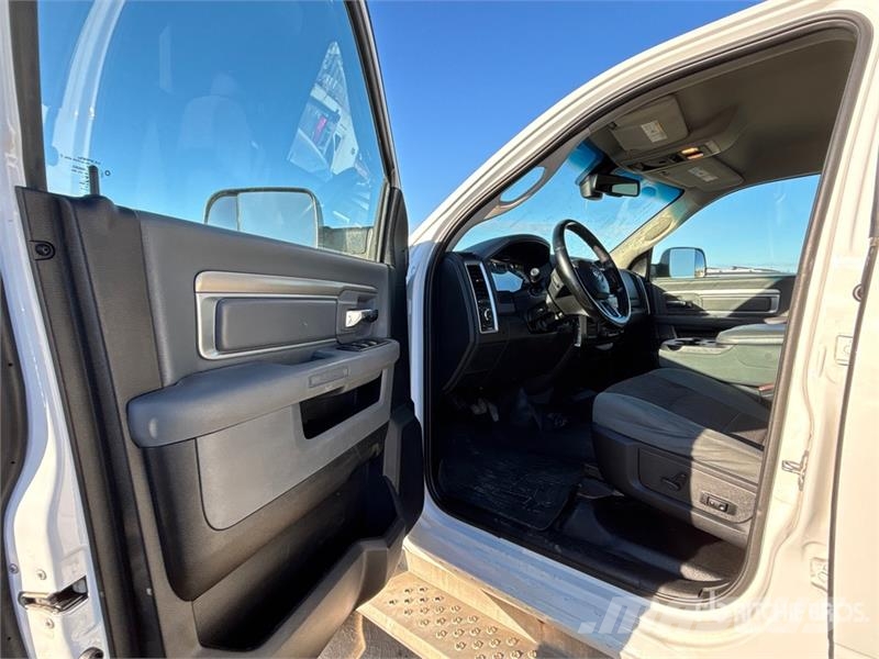 RAM 2500 4x4 Crew Cab Pickup Furgoni altro