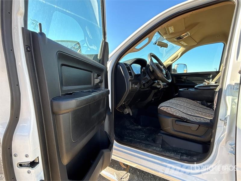 RAM 2500 4x4 Crew Cab Pickup Otras furgonetas