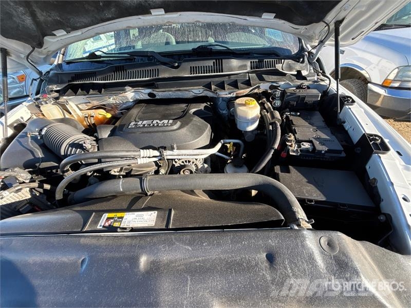 RAM 2500 4x4 Crew Cab Pickup Furgoni altro