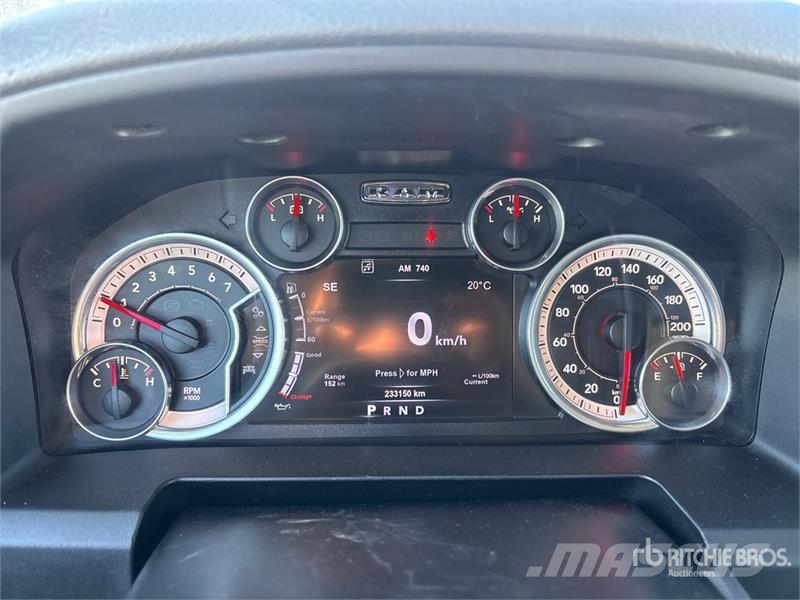 RAM 2500 4x4 Crew Cab Pickup Furgoni altro
