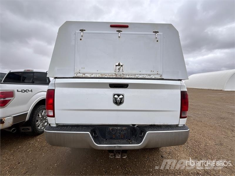 RAM 2500 4x4 Crew Cab Pickup Muu
