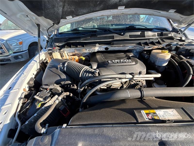 RAM 2500 4x4 Crew Cab Pickup Furgoni altro