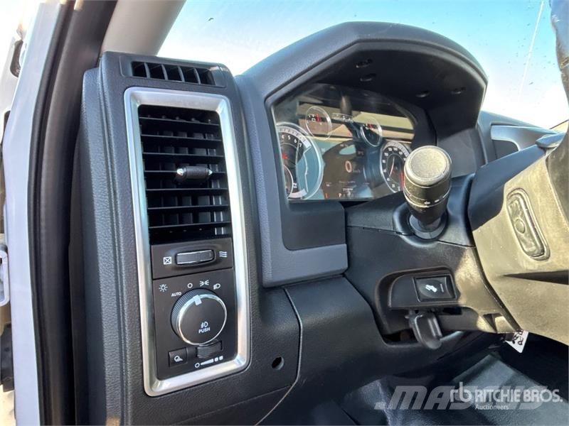 RAM 2500 4x4 Crew Cab Pickup Furgoni altro