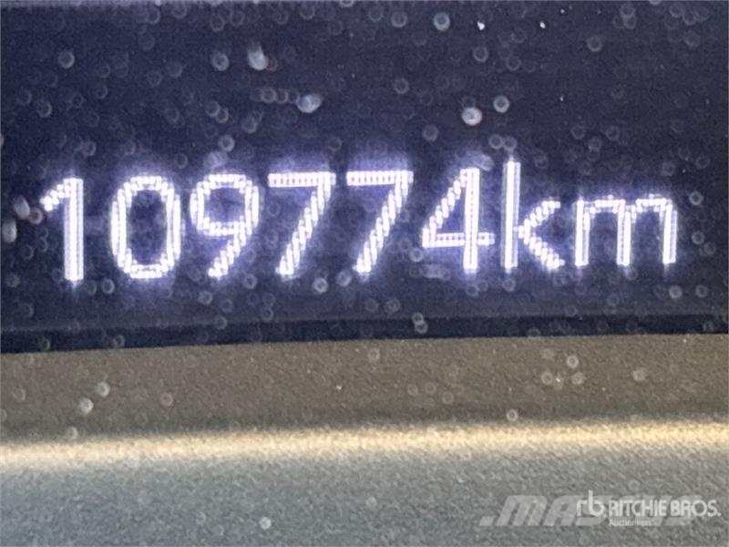 RAM 2500 4x4 Crew Cab Pickup Otras furgonetas