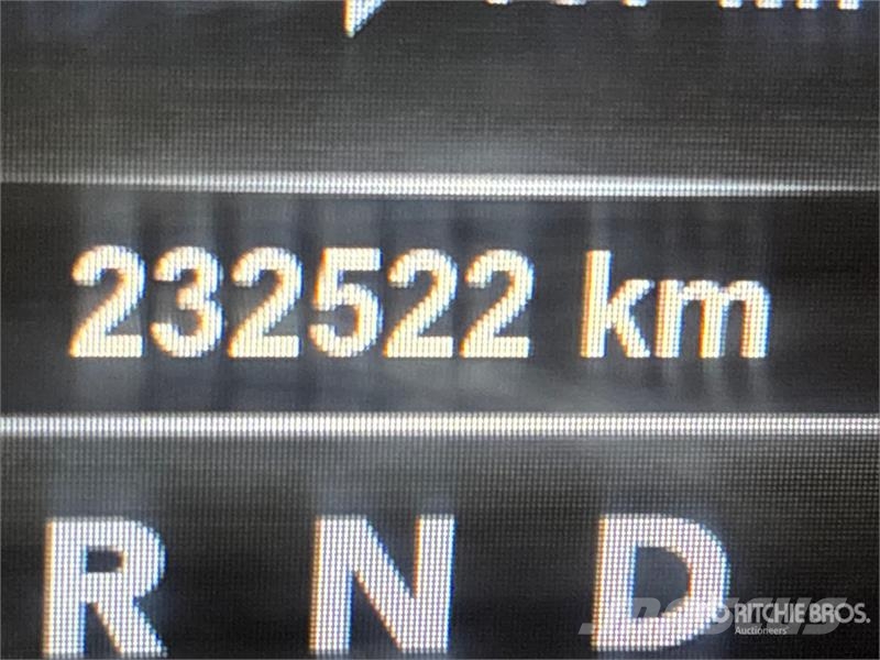 RAM 2500 4x4 Crew Cab Pickup Прочие фургоны