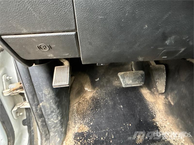 RAM 2500 4x4 Crew Cab Pickup Muu