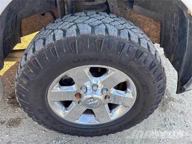 RAM 2500 4x4 Crew Cab Pickup Furgoni altro