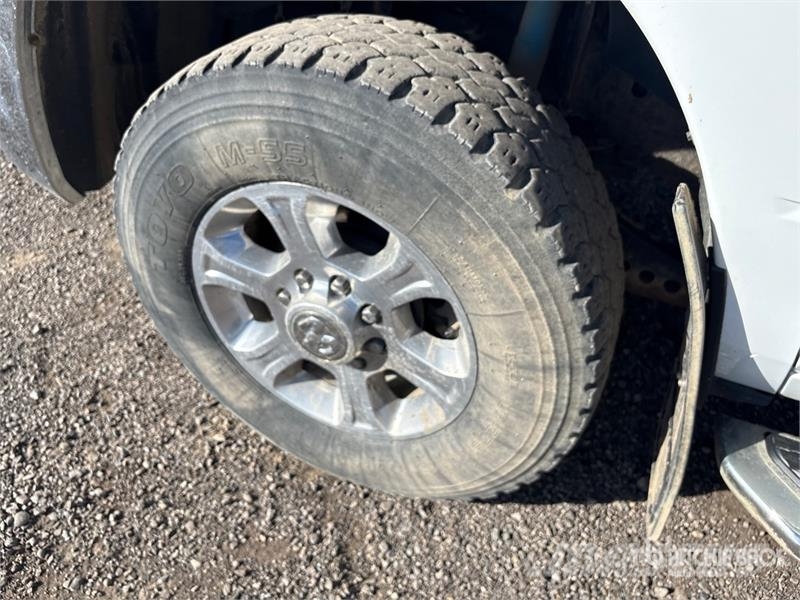 RAM 2500 4x4 Crew Cab Pickup Andre