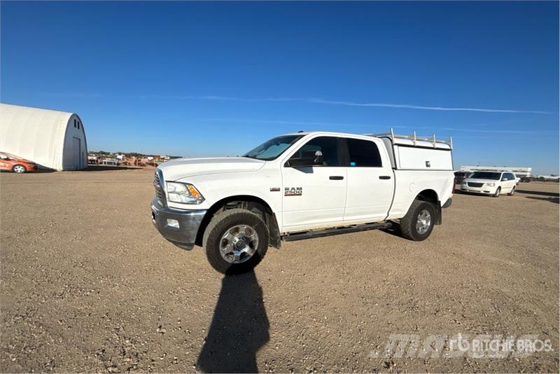 RAM 2500 4x4 Crew Cab Pickup Прочие фургоны