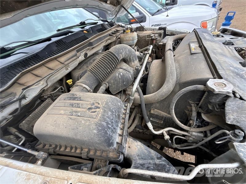 RAM 2500 4x4 Crew Cab Pickup Muu