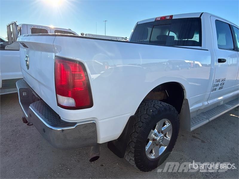RAM 2500 4x4 Crew Cab Pickup Furgoni altro