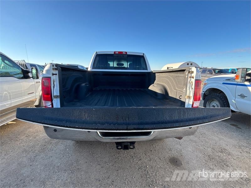 RAM 2500 4x4 Crew Cab Pickup Furgoni altro