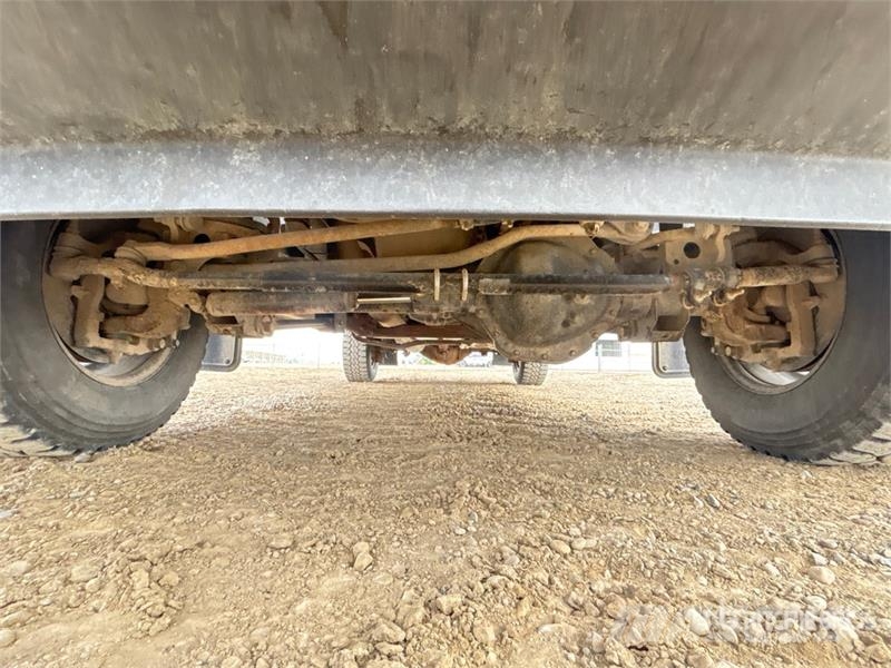 RAM 2500 4x4 Flatbed Truck Kamioni sa otvorenim sandukom