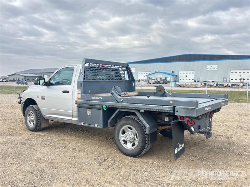 RAM 2500 4x4 Flatbed Truck Kamioni sa otvorenim sandukom