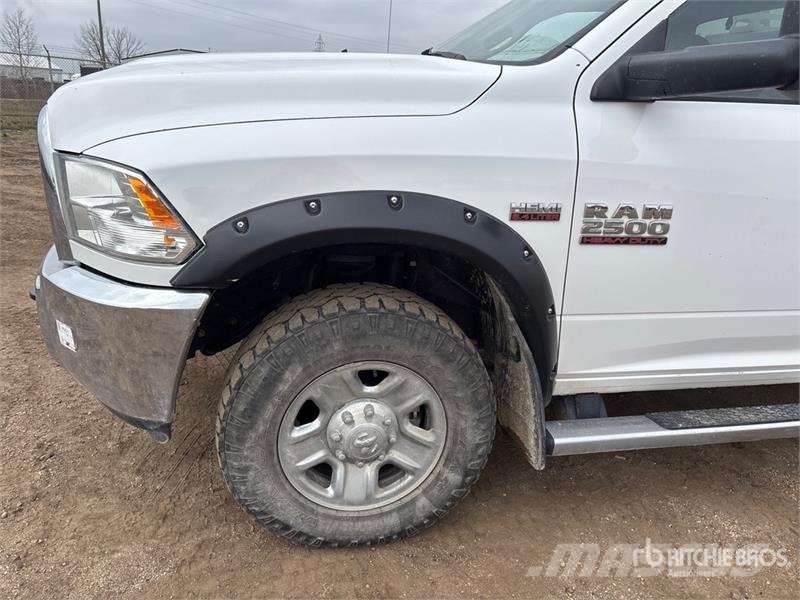 RAM 2500 4x4 Service Truck Pojazdy komunalne