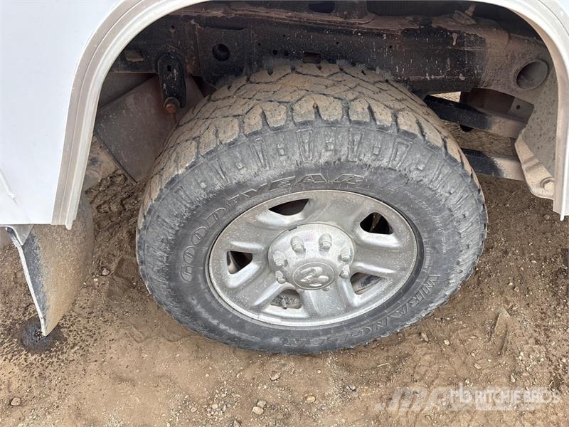 RAM 2500 4x4 Service Truck Pojazdy komunalne
