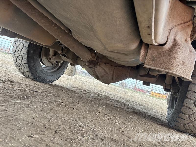 RAM 2500 4x4 Service Truck Pojazdy komunalne