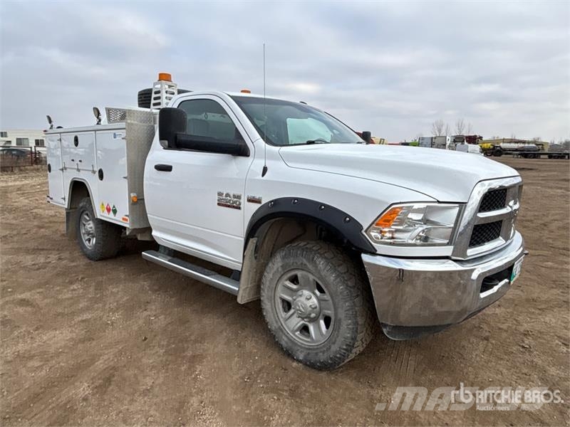 RAM 2500 4x4 Service Truck Pojazdy komunalne