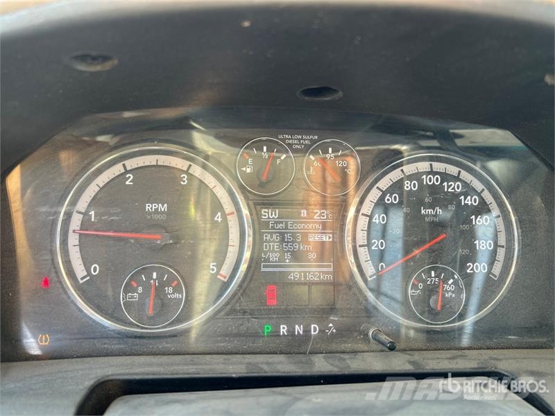RAM 2500 Laramie 4x4 Crew Cab Pickup Ostalo