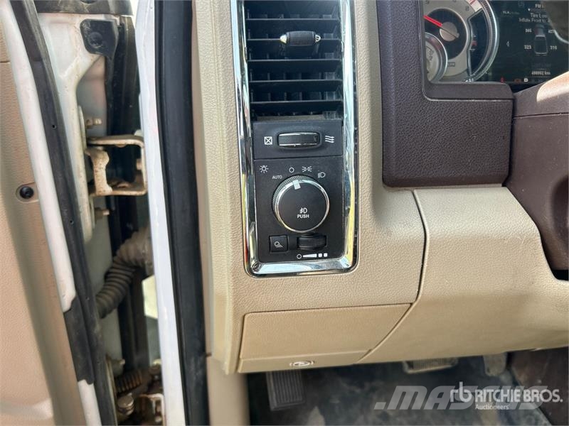 RAM 2500 Laramie Longhorn 4x4 Crew Cab Pickup Muut autot