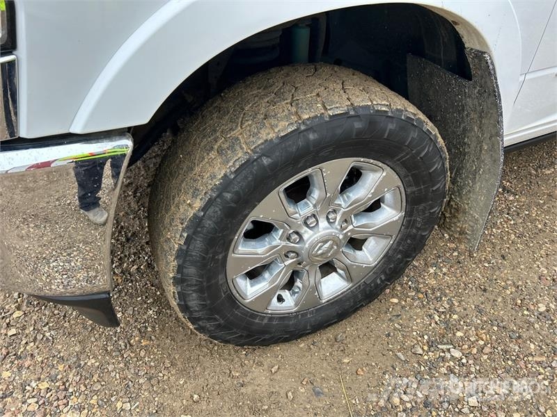 RAM 2500 Limited 4x4 Crew Cab Pickup أخرى