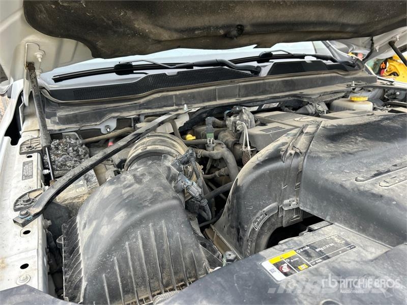 RAM 2500 Limited 4x4 Crew Cab Pickup أخرى