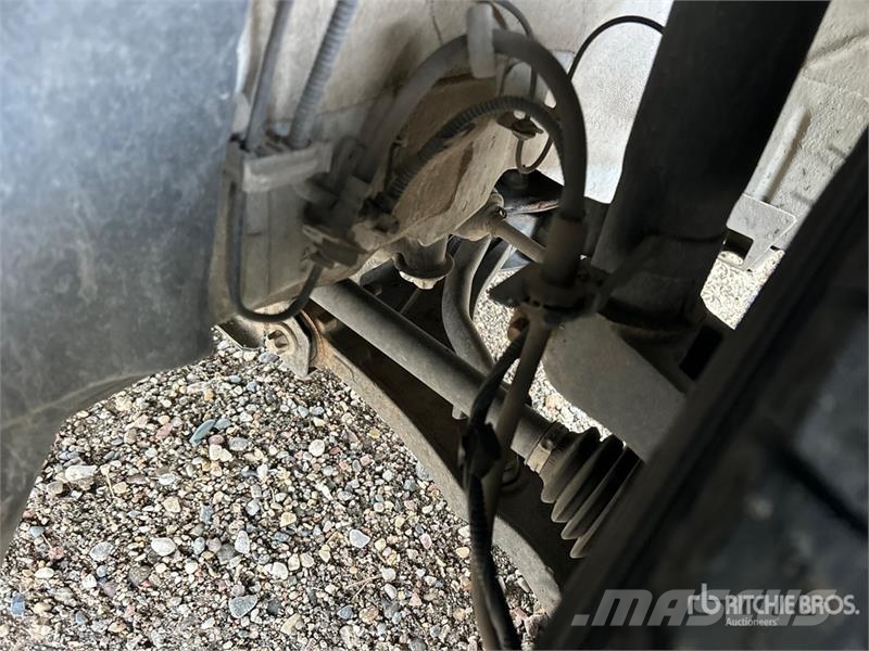 RAM 2500 Pro master Cargo Van Transporterek