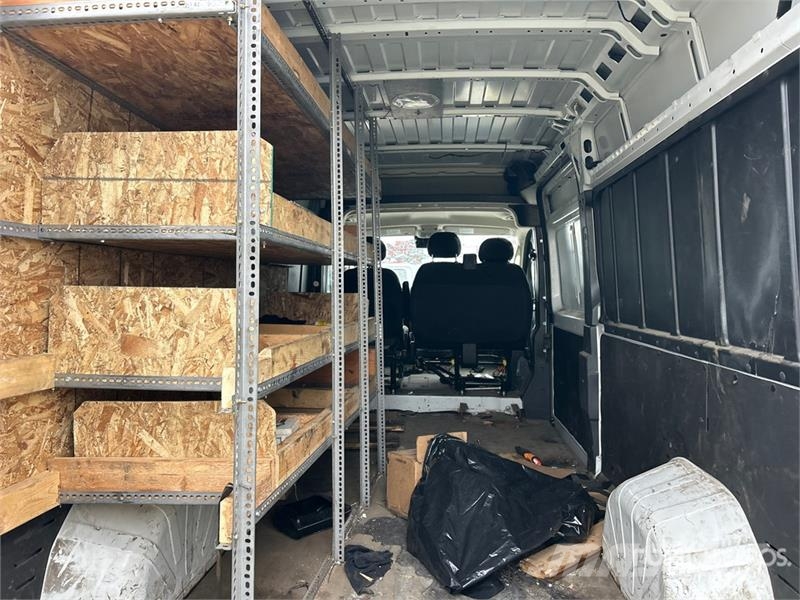 RAM 2500 Pro master Cargo Van Transporterek