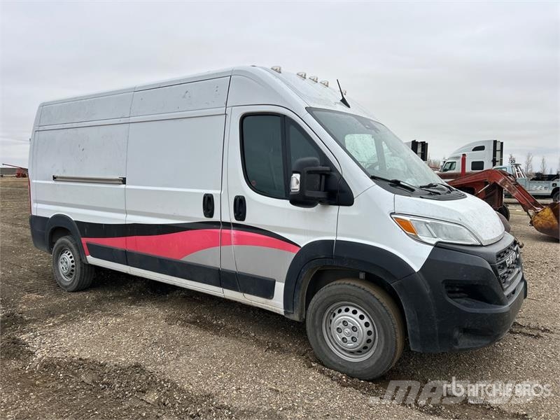 RAM 2500 Pro master Cargo Van Transporterek