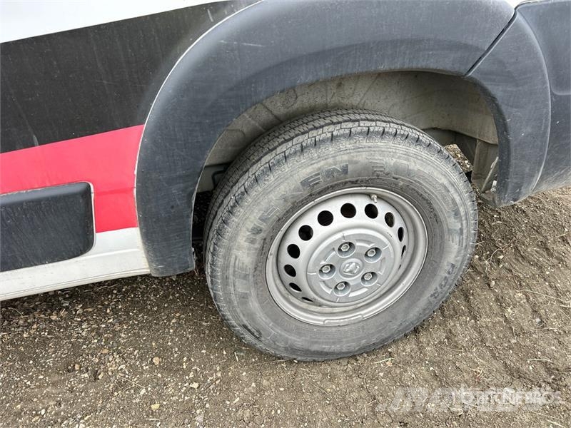 RAM 2500 Pro master Cargo Van Transporterek